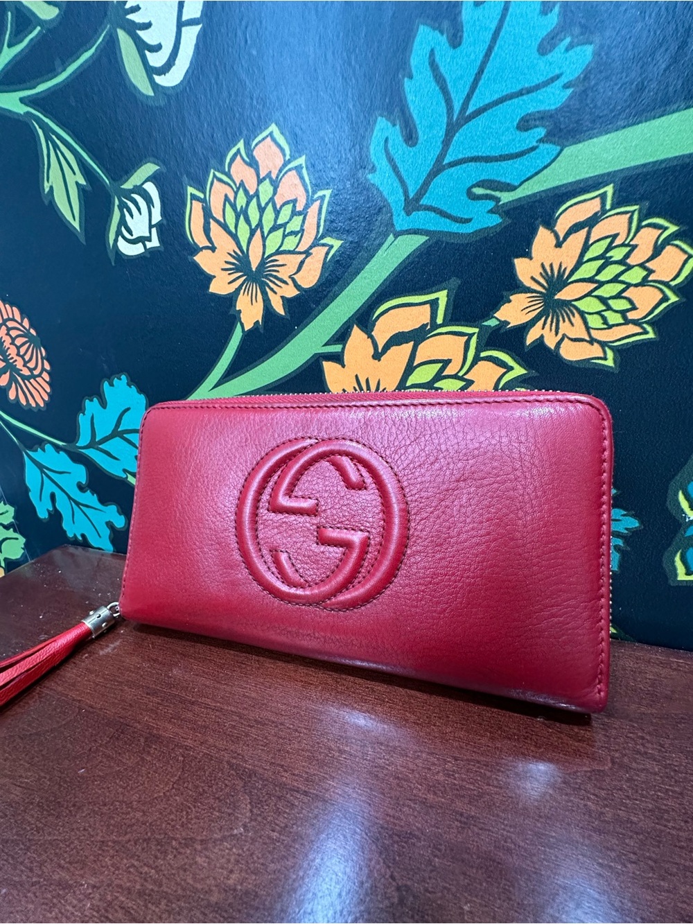 Gucci Soho Cellarius Red Leather Interlocking G Zip Around Tassel Wallet - Picture 4 of 14
